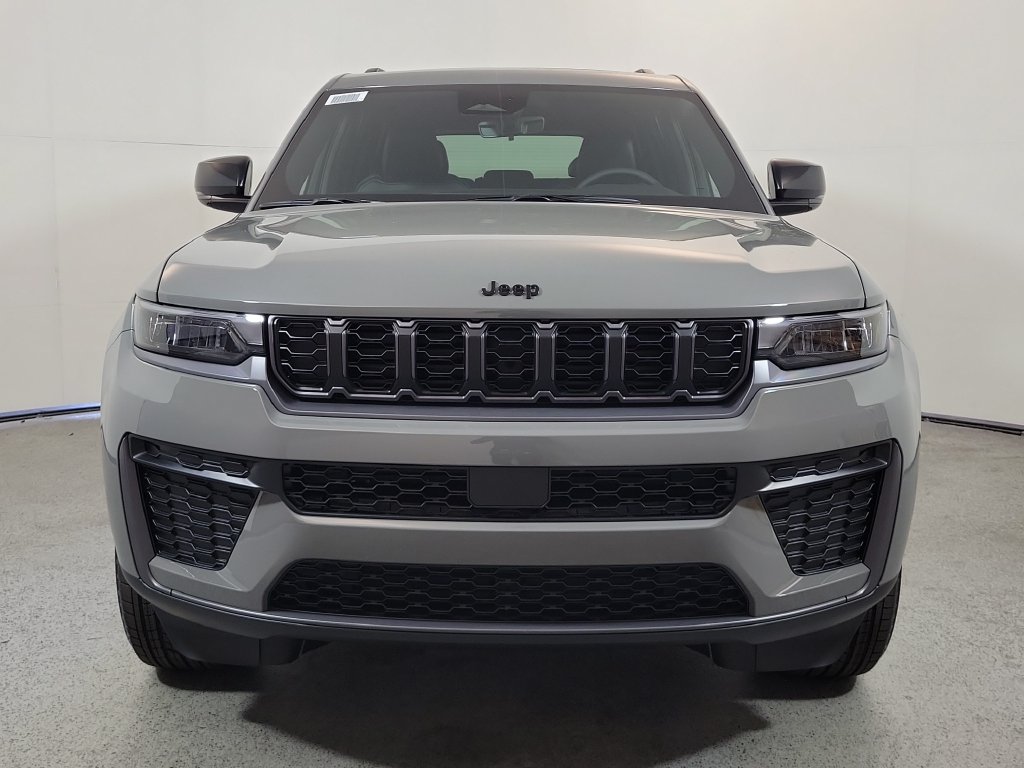 New 2027 Jeep Grand Cherokee 2 Row LAREDO 4X4 Sport Utility