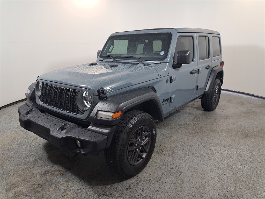 2024 Jeep Wrangler Sport S photo 3