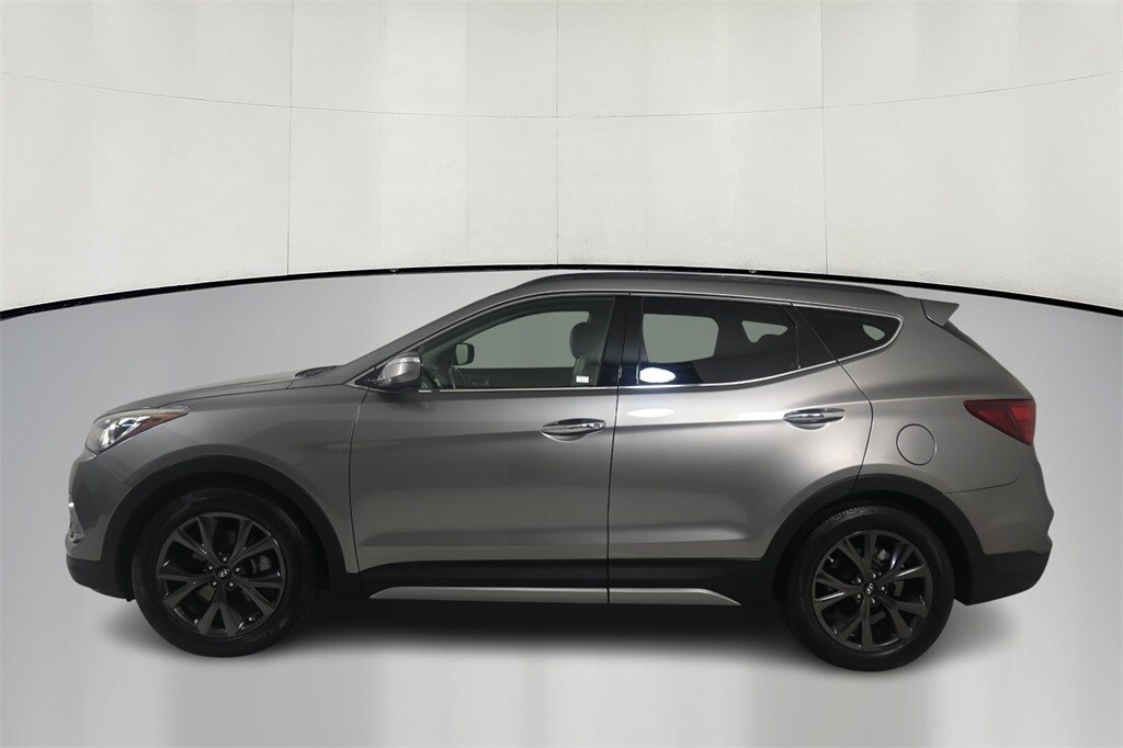 2017 Hyundai Santa Fe Sport 2.0T Ultimate photo 2
