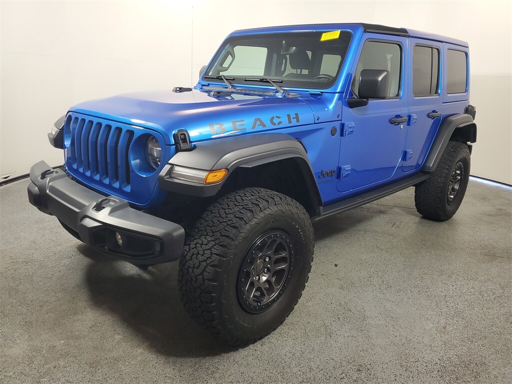 2022 Jeep Wrangler Unlimited High Tide photo 3