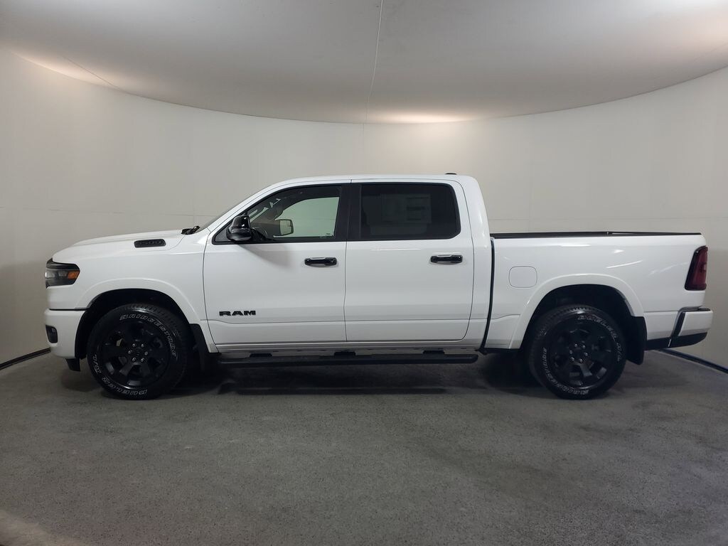 New 2026 Ram 1500 BIG HORN CREW CAB 4X2 5'7 BOX Pickup