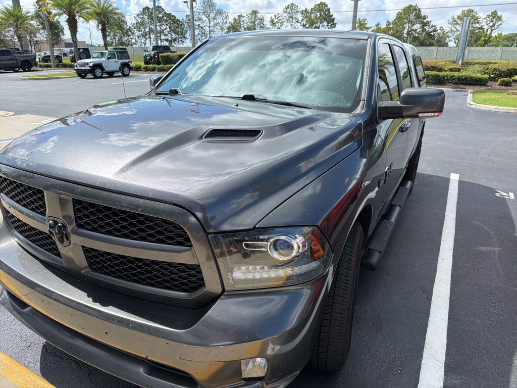 2017 RAM 1500 Night 4x4 Crew Cab 5'7's photo