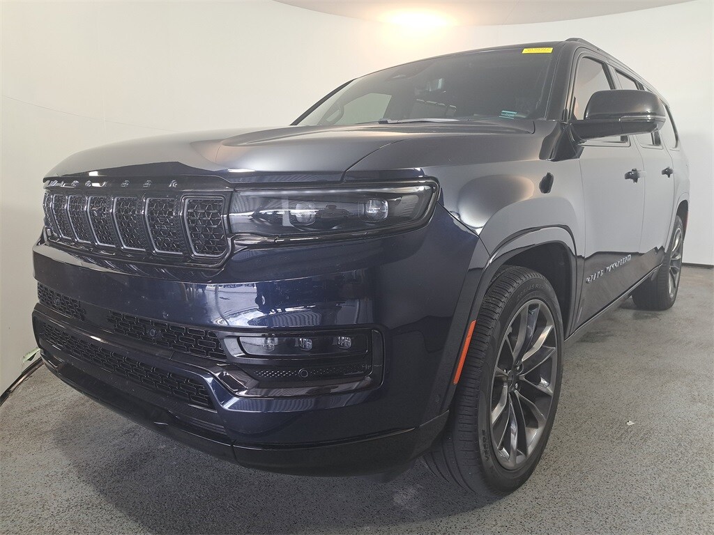 2024 Jeep Grand Wagoneer L II photo 3