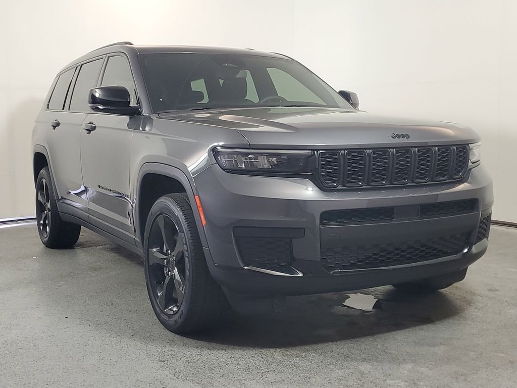 Used 2023 Jeep Grand Cherokee L Altitude SUV