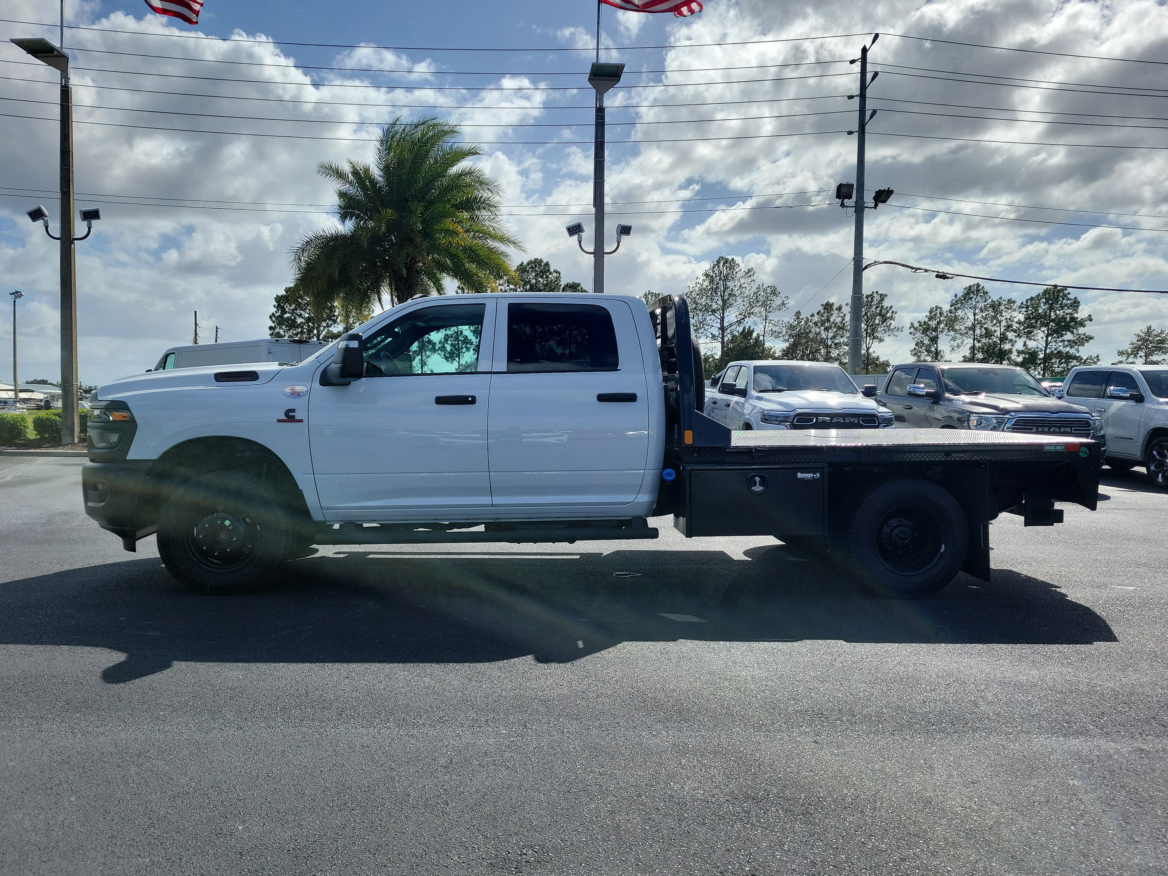 New 2027 Ram 3500 CREW CAB CHASSIS 4X4 Pickup