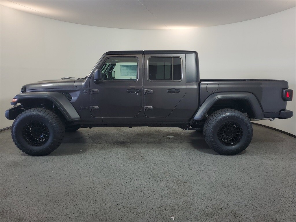 2025 Jeep Gladiator Sport S photo 4