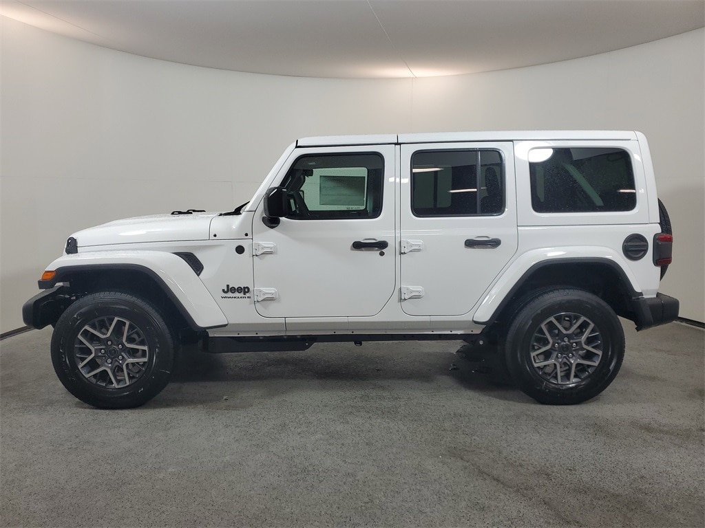 New 2026 Jeep Wrangler 4-DOOR SAHARA Sport Utility