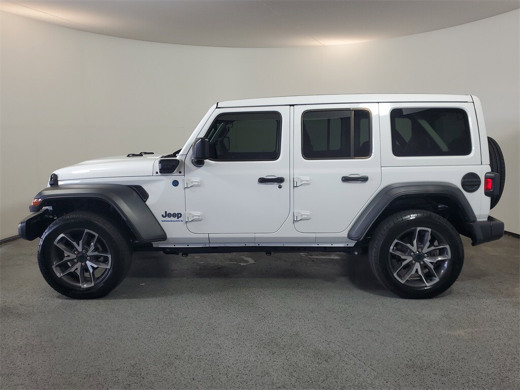 2025 Jeep Wrangler Sport S 4xe photo 4