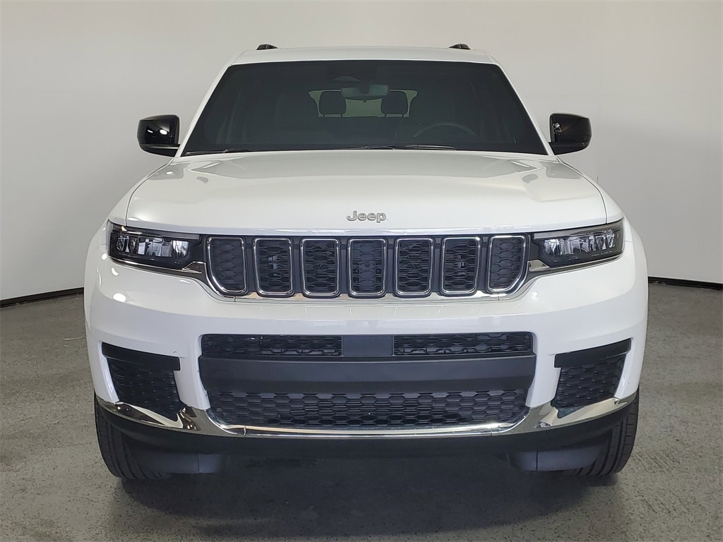 Used 2024 Jeep Grand Cherokee L Laredo with VIN 1C4RJKAG9R8505741 for sale in Clermont, FL