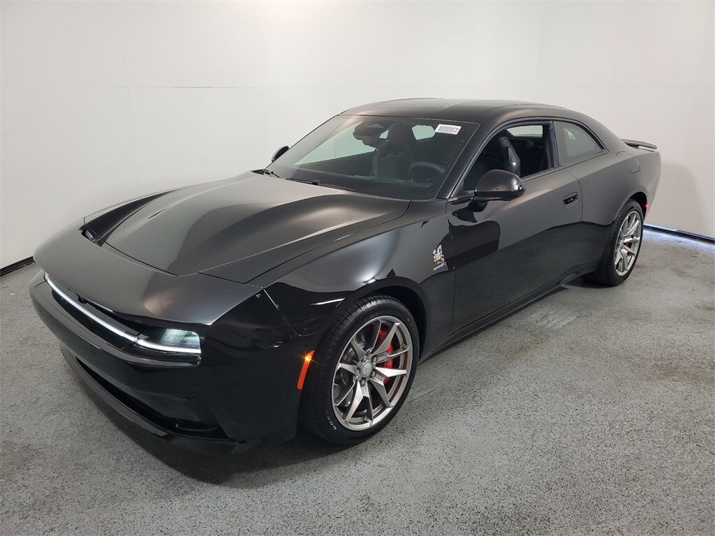 2025 Dodge Charger R/T Scat Pack AWD photo 3