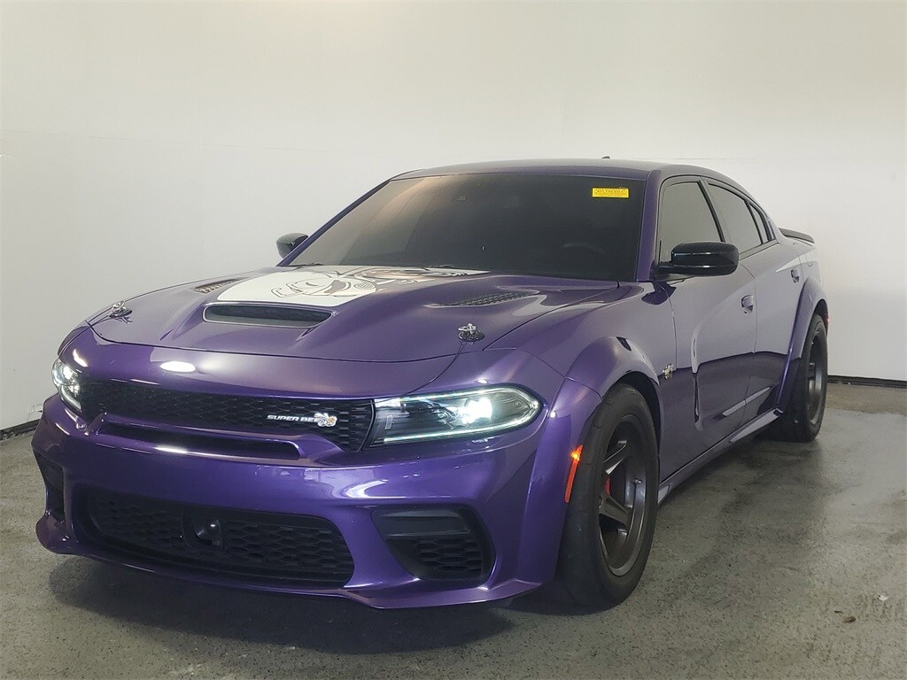 2023 Dodge Charger R/T Scat Pack Widebody photo 3
