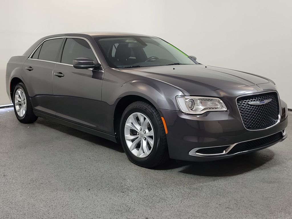 2018 Chrysler 300