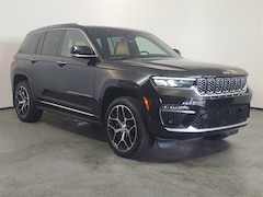 2022 Jeep Grand Cherokee Summit SUV