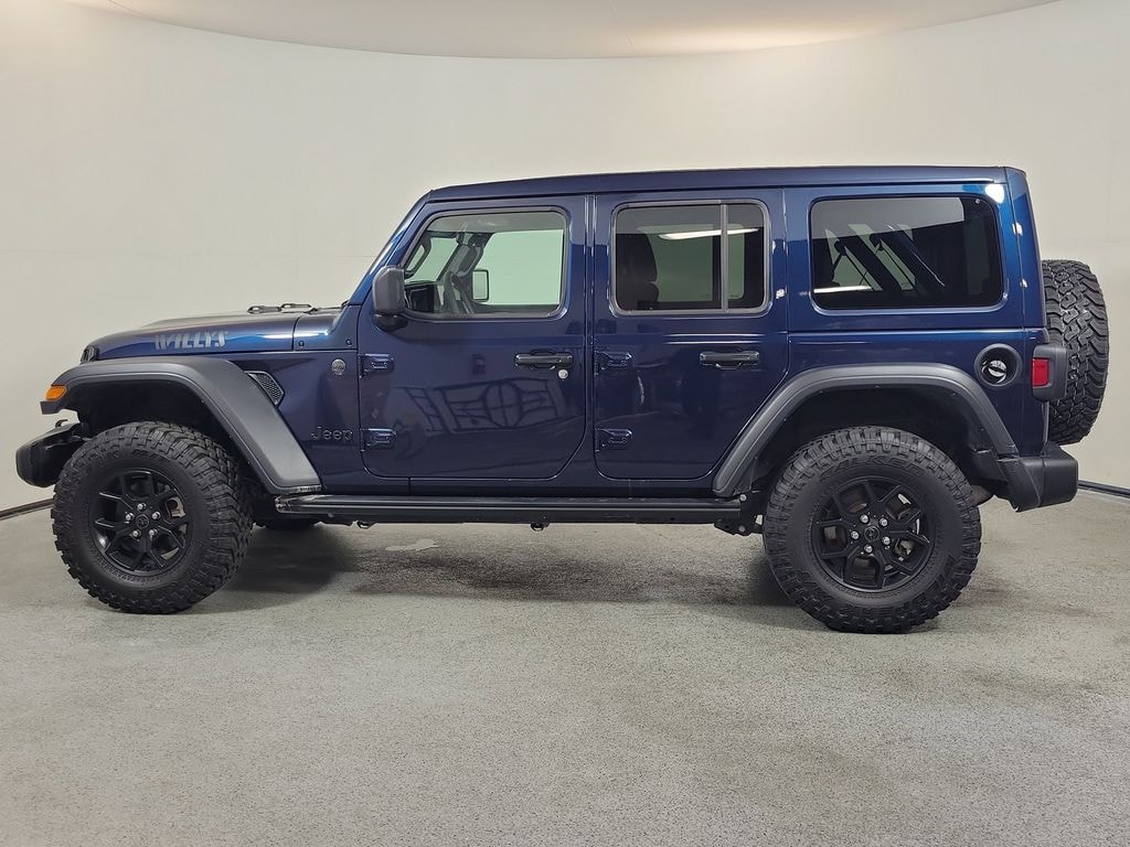 Used 2025 Jeep Wrangler Willys SUV