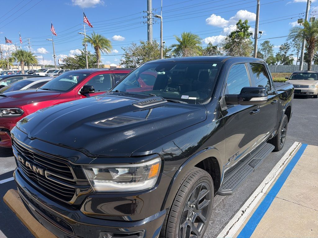 2022 RAM 1500 Laramie 4x4 Crew Cab 5'7's photo