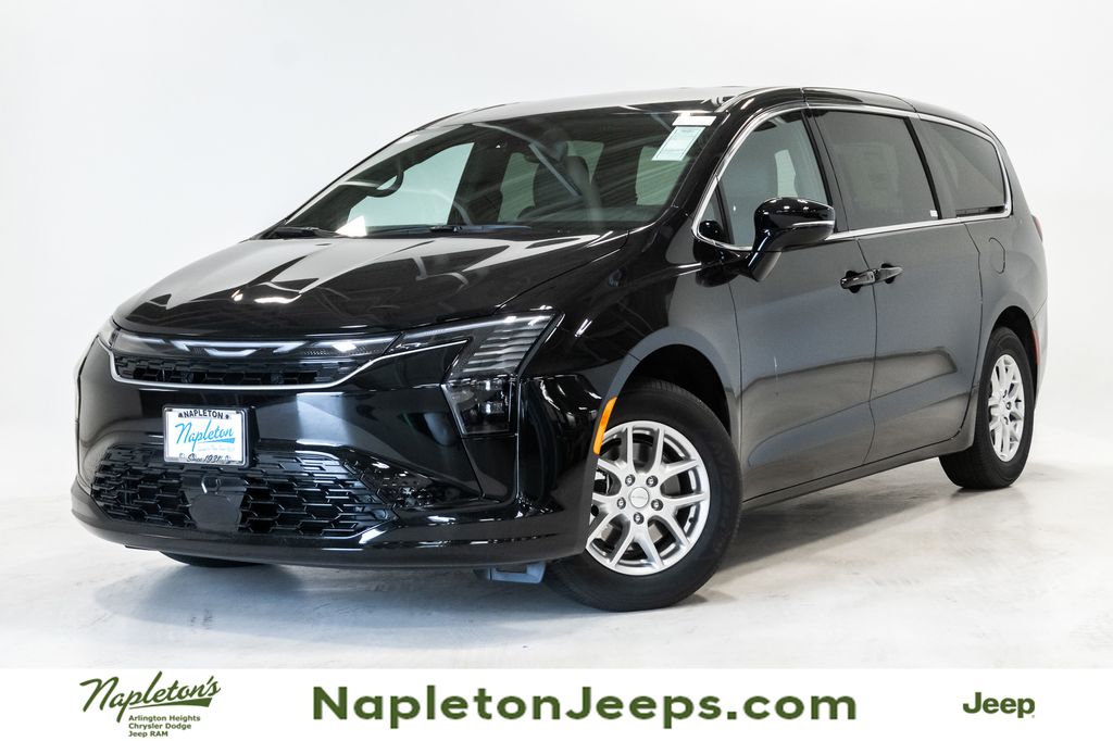 2027 Chrysler Pacifica Select's photo