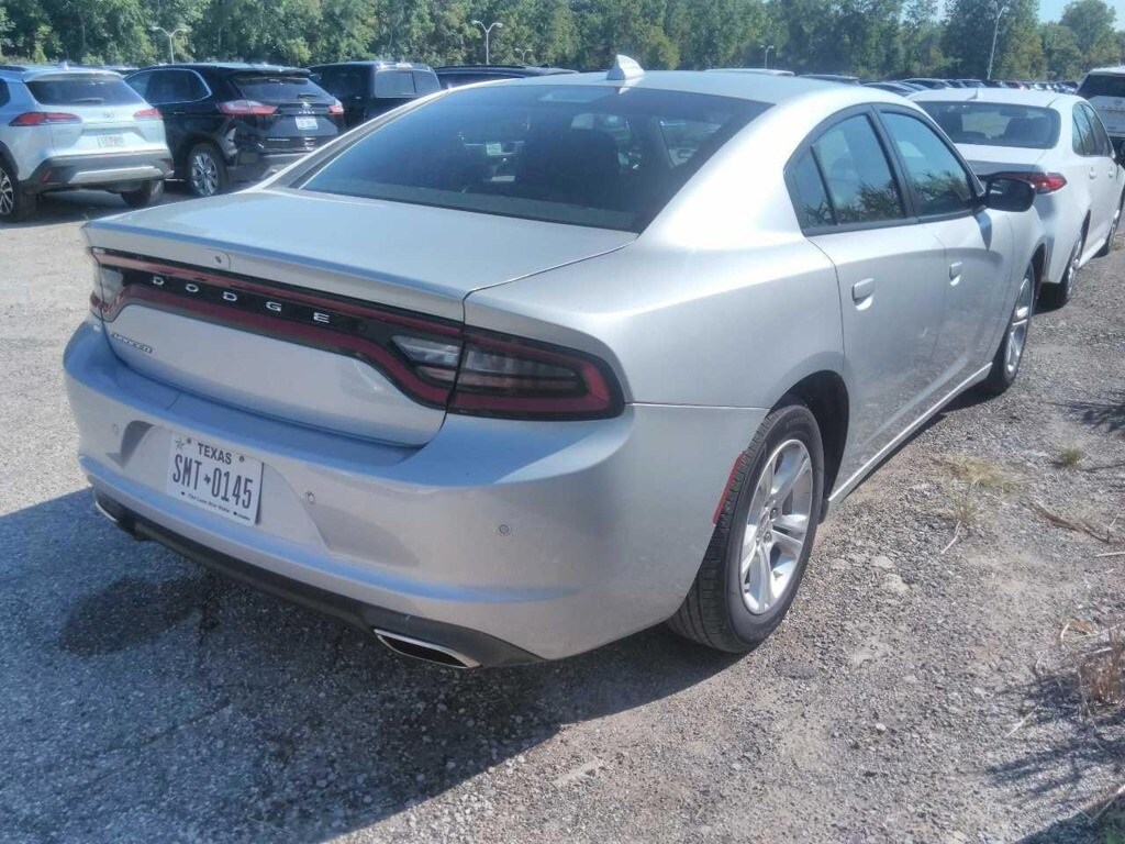 2023 Dodge Charger SXT photo 2