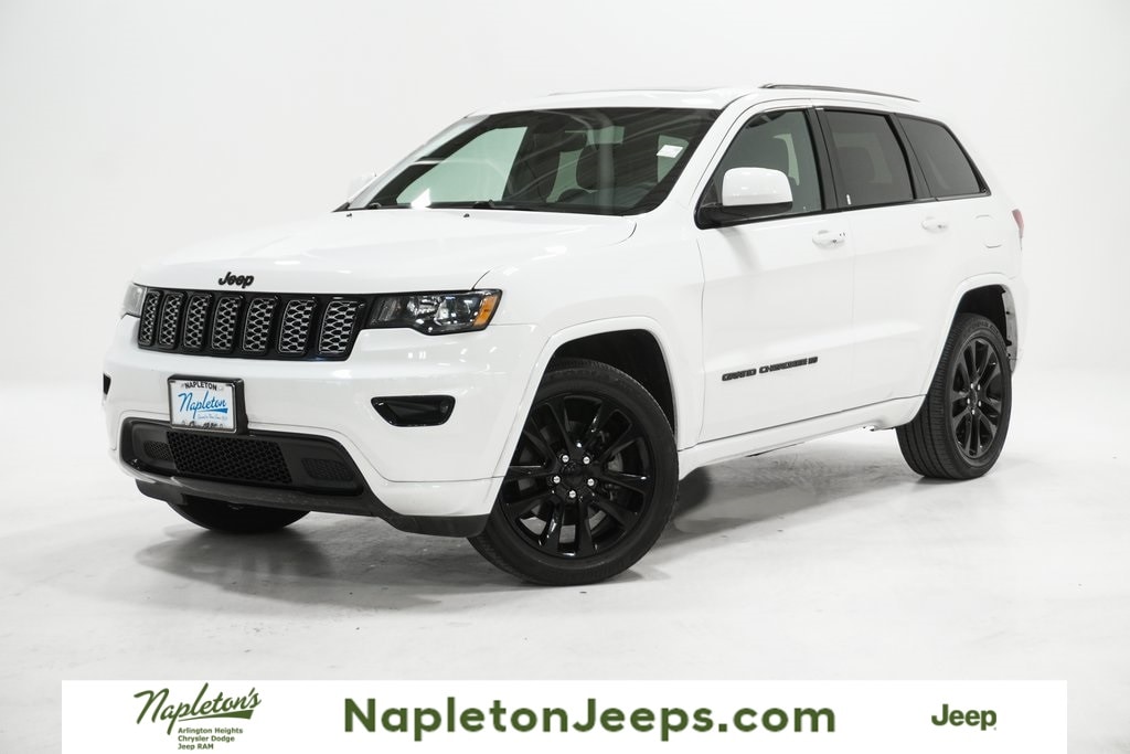 2022 Jeep Grand Cherokee WK Laredo X's photo