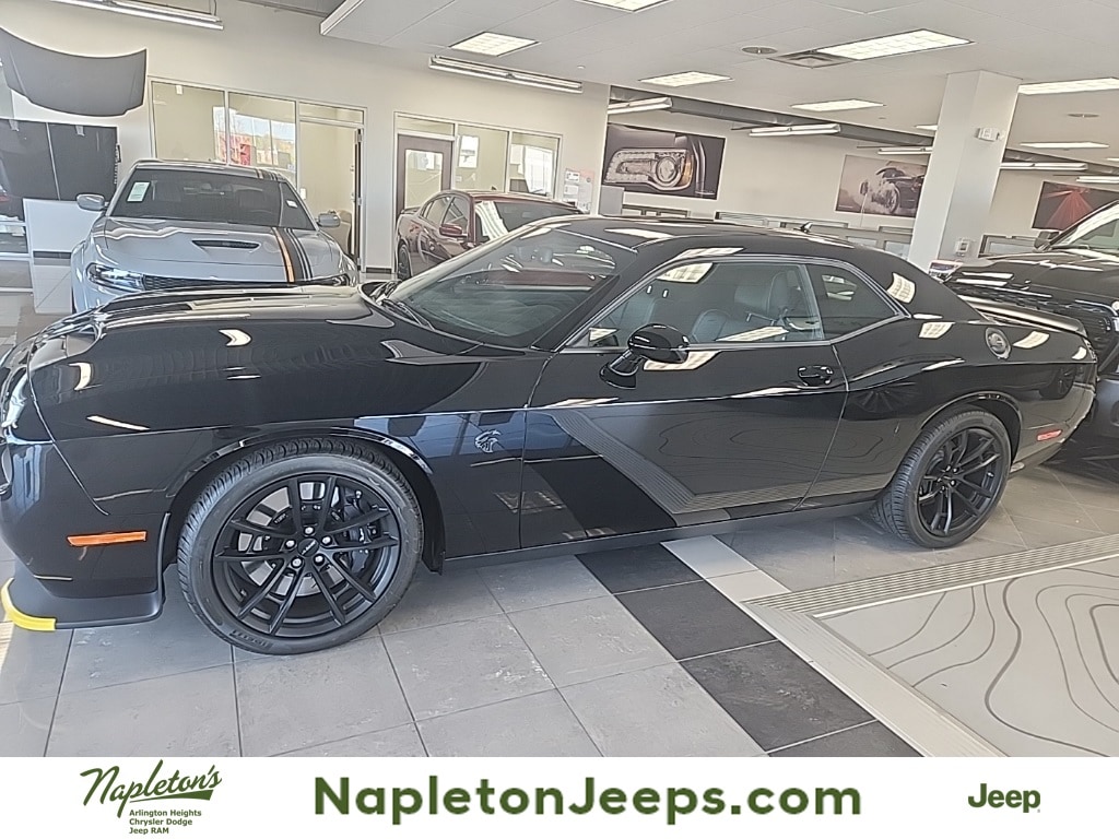 2023 Dodge Challenger SRT