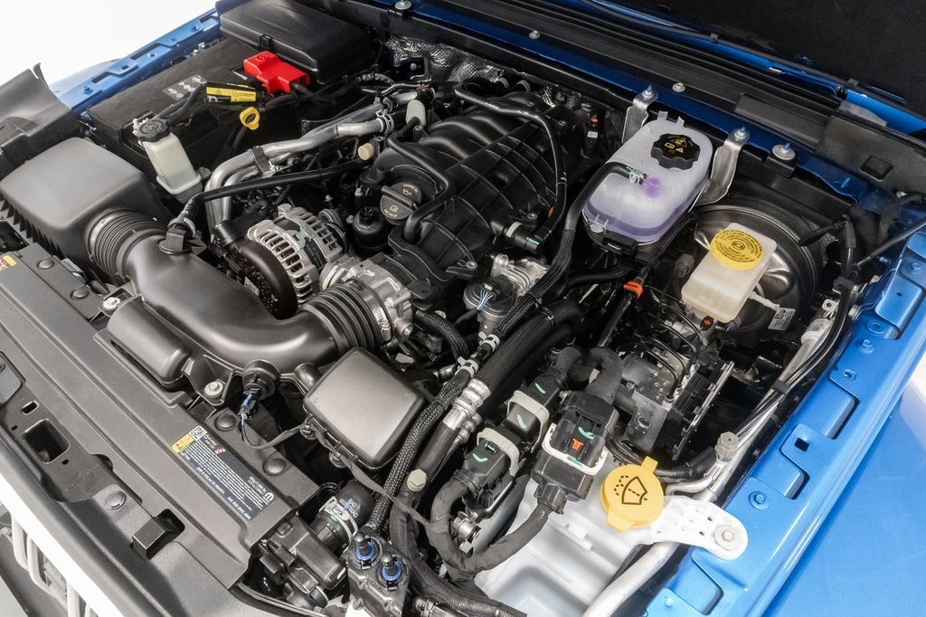 New 2026 Jeep Wrangler 4-DOOR SAHARA Sport Utility