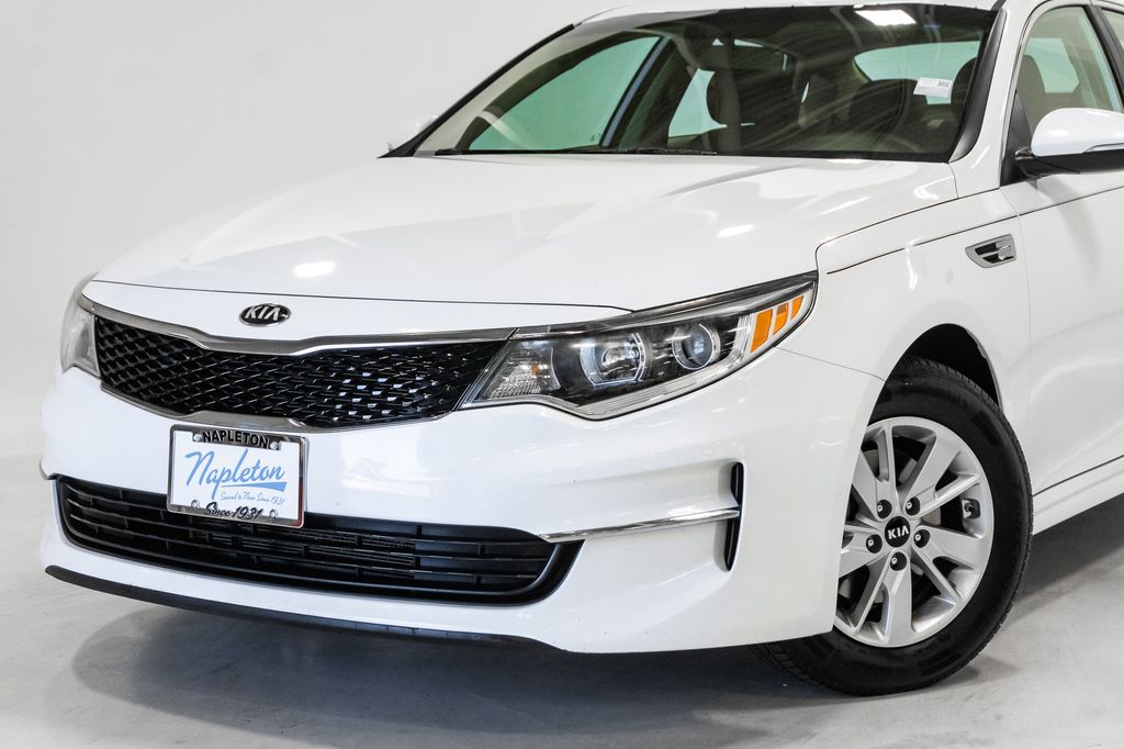 Used 2018 Kia Optima LX with VIN 5XXGT4L38JG192819 for sale in Arlington Heights, IL