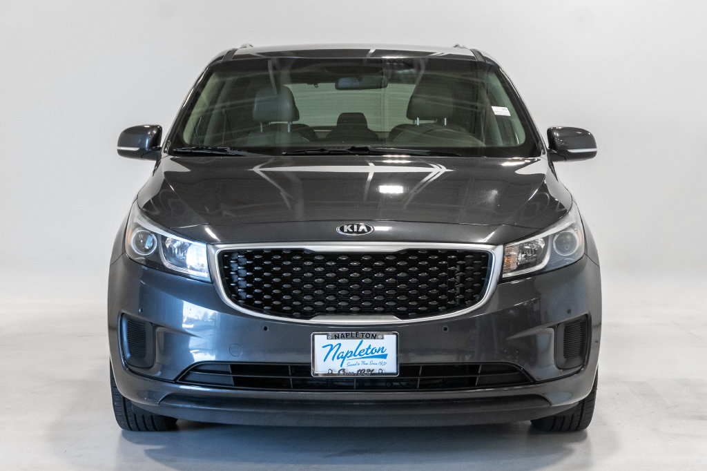 Used 2017 Kia Sedona LX Minivan/Van