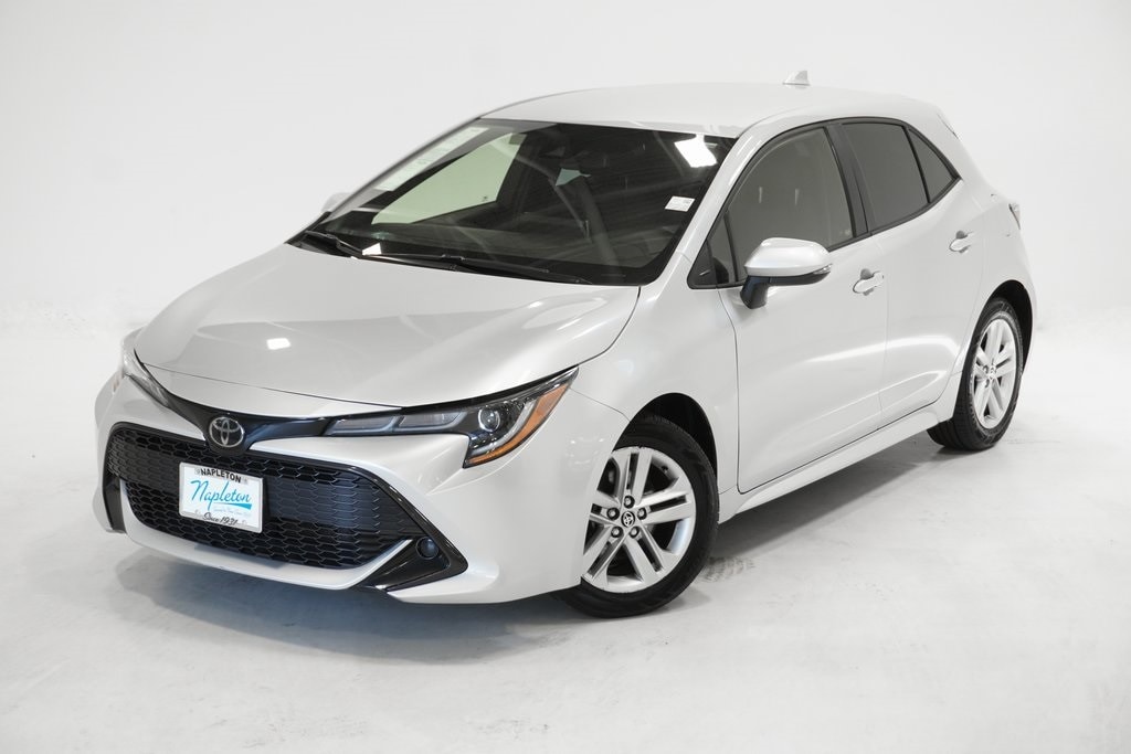 Used 2021 Toyota Corolla Hatchback SE with VIN JTND4MBE0M3132214 for sale in Arlington Heights, IL