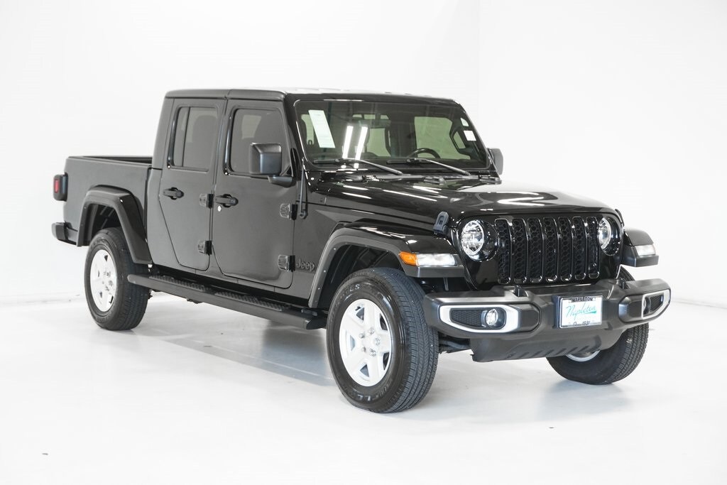 2022 Jeep Gladiator Sport S photo 4