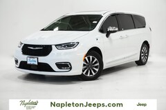 2023 Chrysler Pacifica Hybrid Limited Minivan/Van