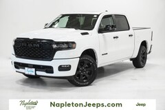 2026 Ram 1500 BIG HORN CREW CAB 4X4 5'7 BOX Pickup