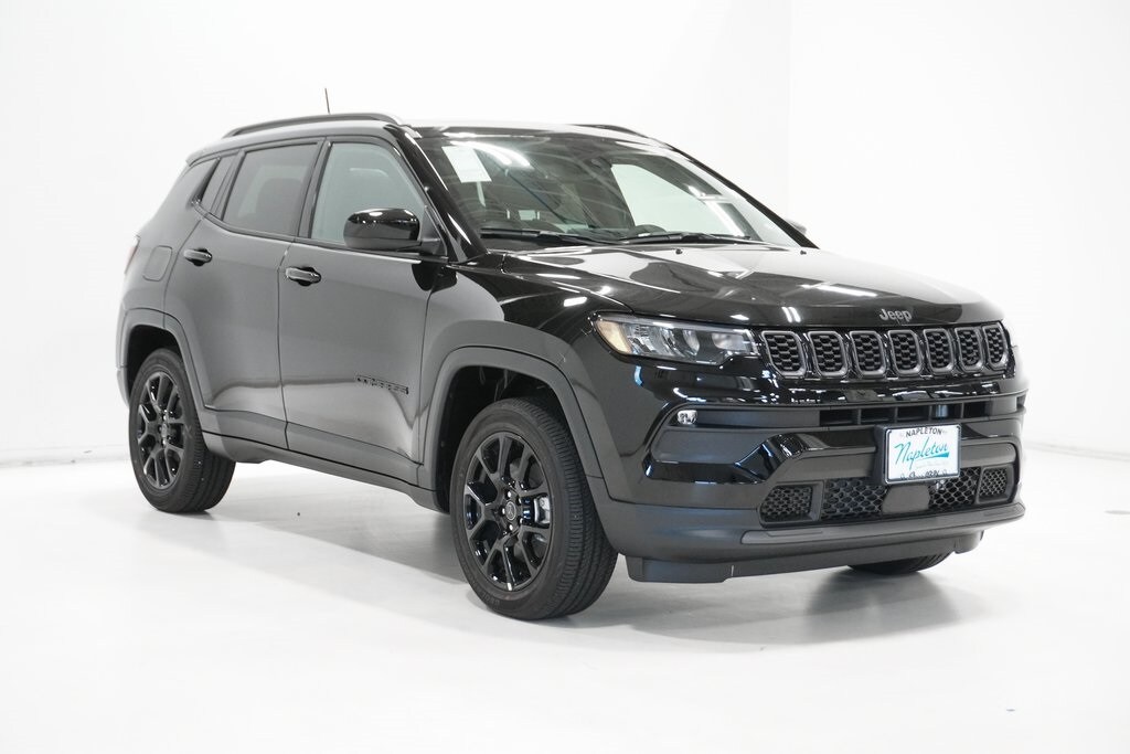 2026 Jeep Compass Latitude Altitude photo 4