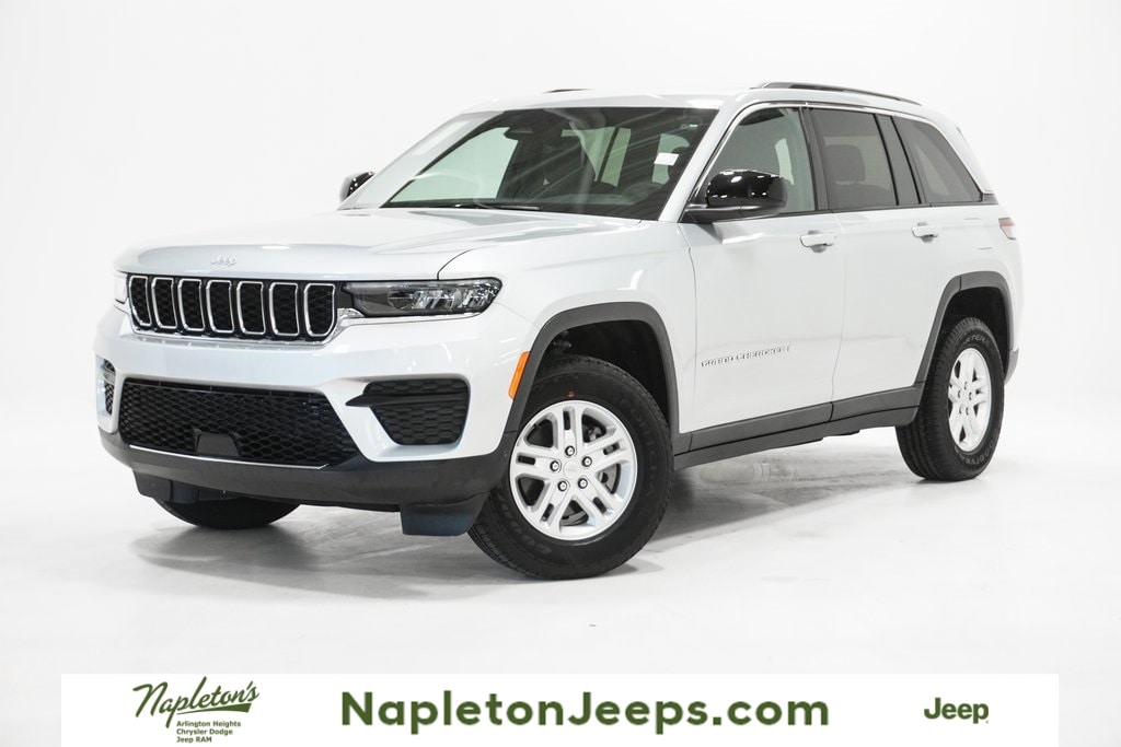 2025 Jeep Grand Cherokee Laredo's photo