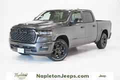 2026 Ram 1500 BIG HORN CREW CAB 4X4 5'7 BOX Pickup