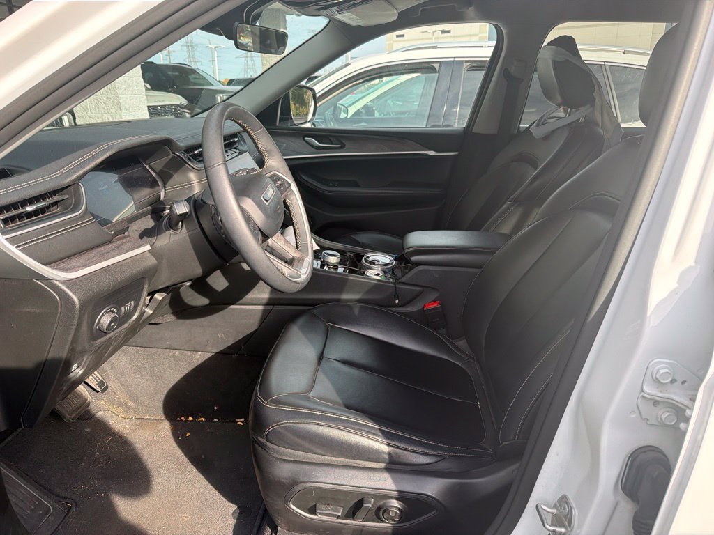 Used 2023 Jeep Grand Cherokee L Limited SUV