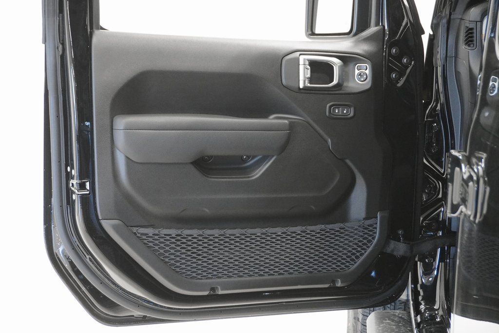 2025 Jeep Wrangler 4-Door Sport S - Photo 13