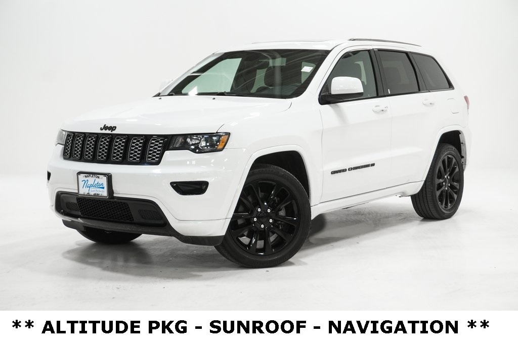 2022 Jeep Grand Cherokee WK Laredo X's photo