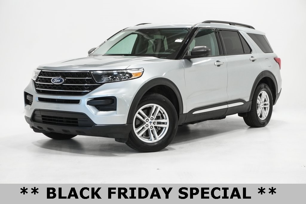 2022 Ford Explorer XLT's photo