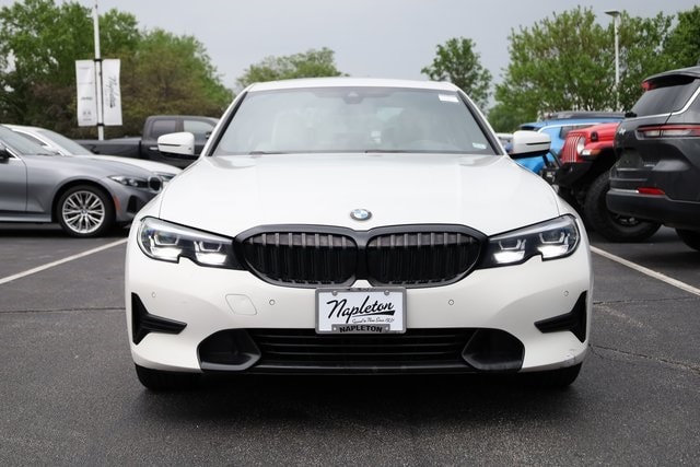 Used 2019 BMW 3 Series 330i with VIN 3MW5R1J52K8B02661 for sale in Arlington Heights, IL