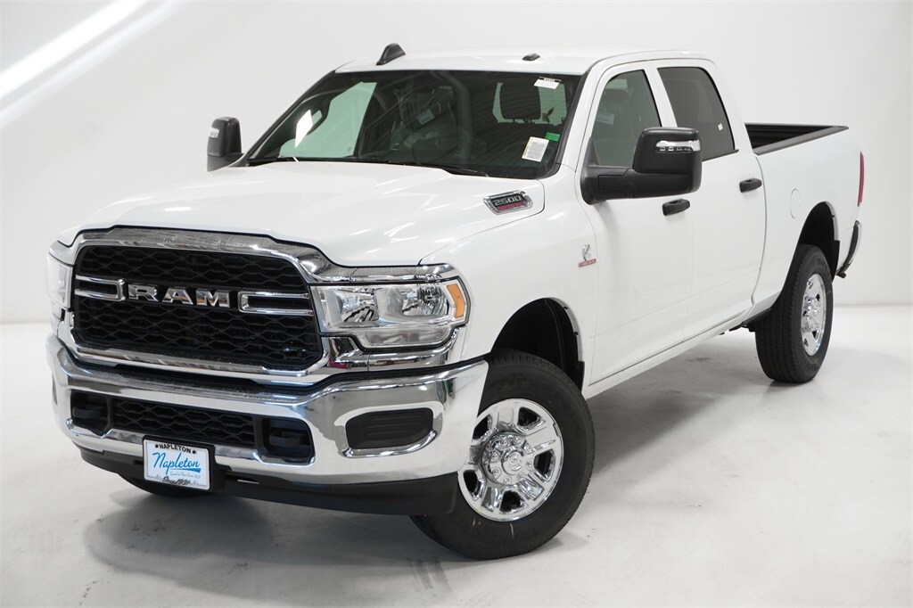 2024 Ram 2500 Tradesman photo 2