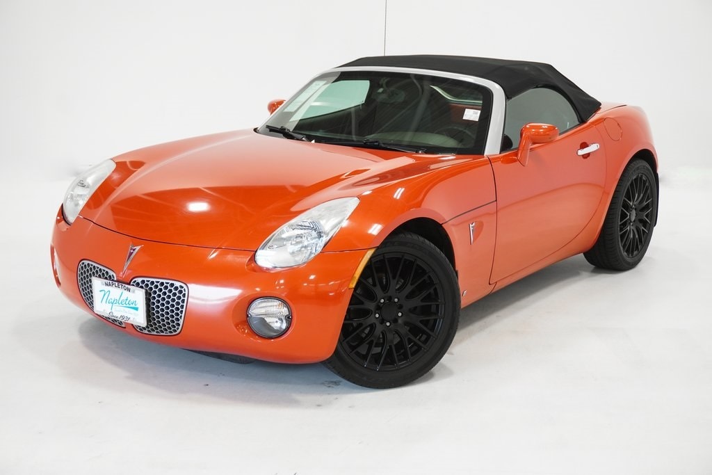 Used 2008 Pontiac Solstice Base with VIN 1G2MB35B88Y108536 for sale in Arlington Heights, IL