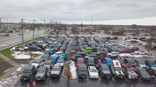 Eddie Napleton and Jeeps on the Run - Napleton's Arlington Heights CDJR