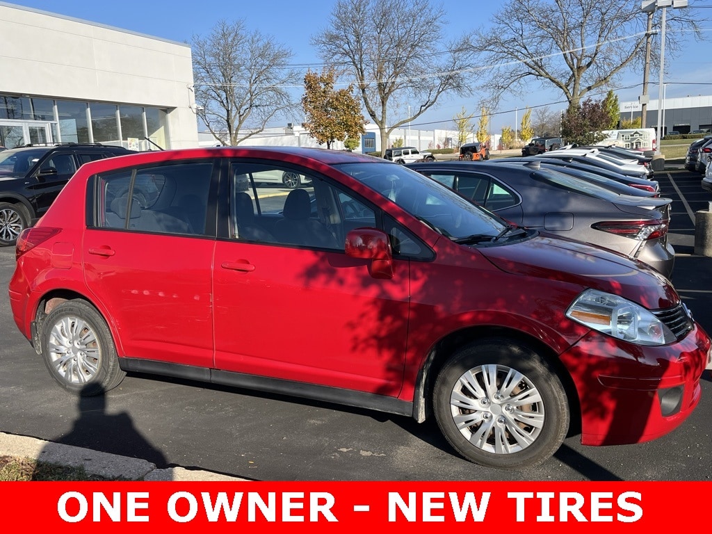 Used 2009 Nissan Versa 1.8 S Hatchback