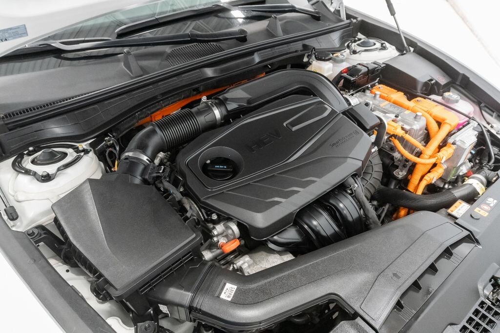 Used 2025 Hyundai Sonata Hybrid SEL Sedan
