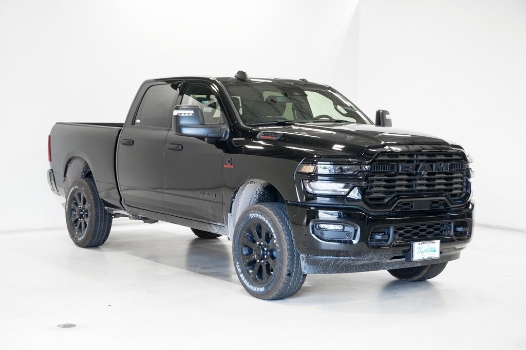 2026 Ram 2500 Big Horn photo 4