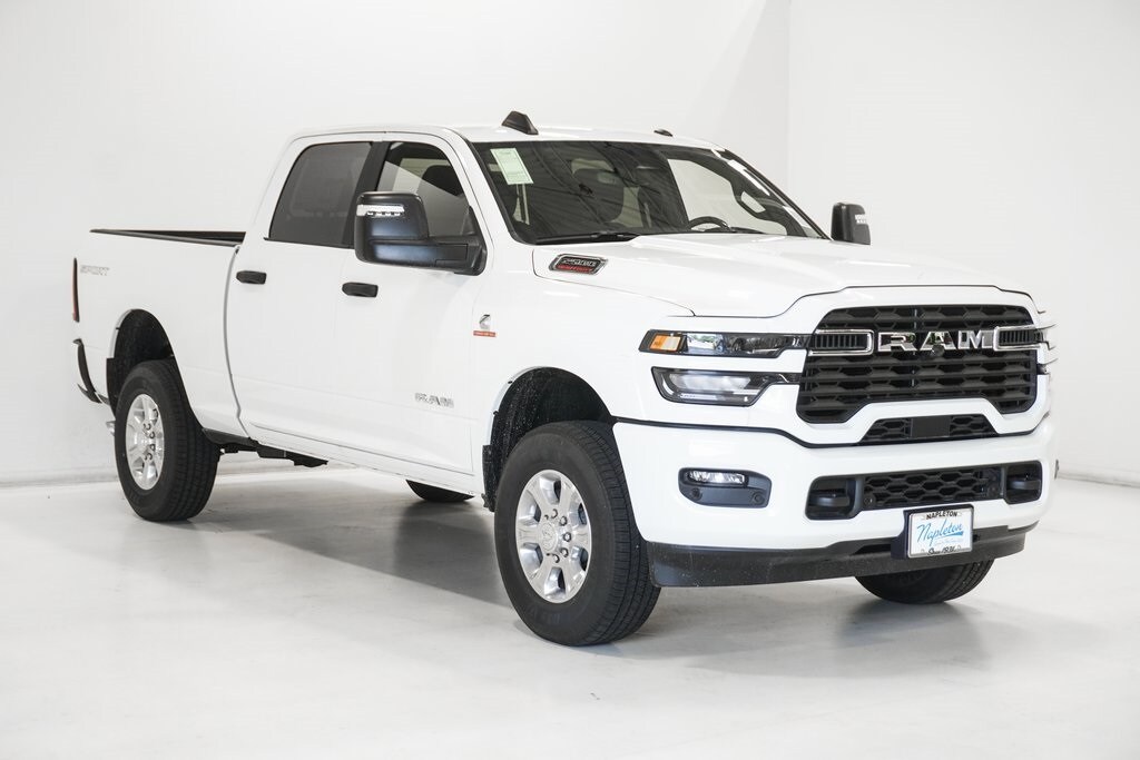 2025 Ram 2500 Big Horn photo 4