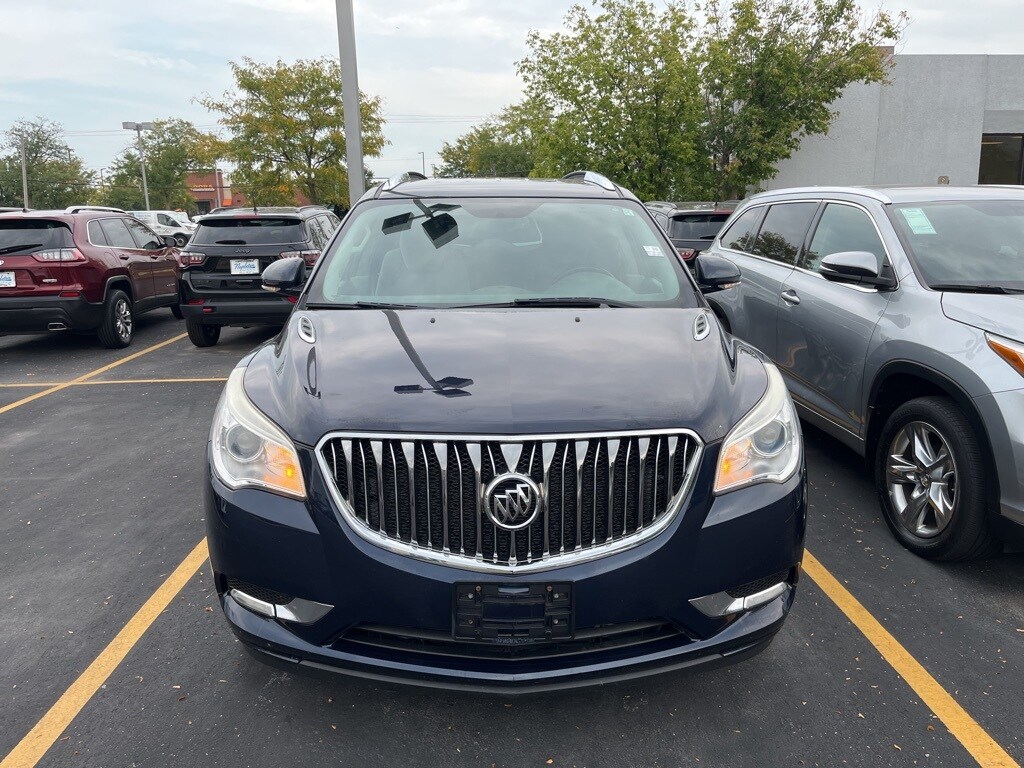 2016 Buick Enclave Convenience photo 2