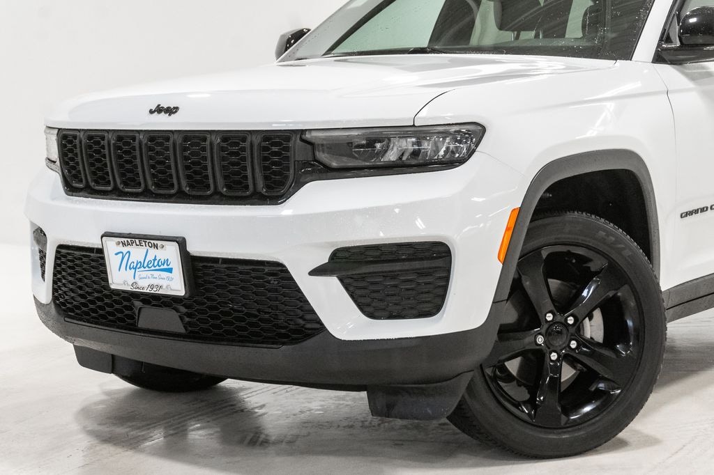 Used 2024 Jeep Grand Cherokee Altitude X SUV