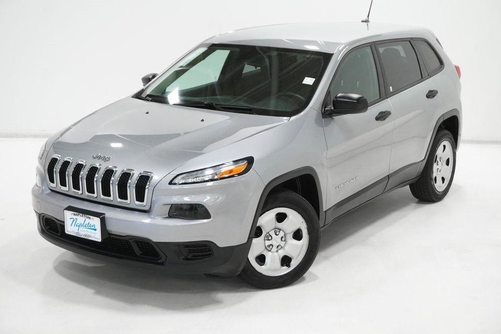 Used 2015 Jeep Cherokee Sport with VIN 1C4PJLAB9FW537114 for sale in Arlington Heights, IL
