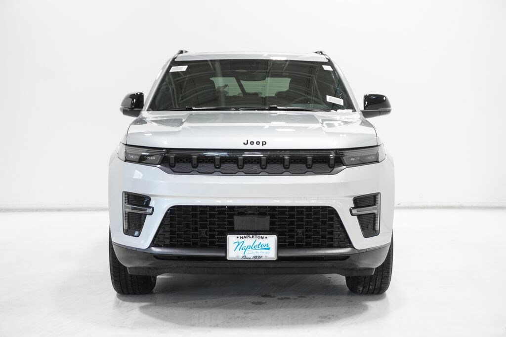 New 2026 Jeep Grand Wagoneer LIMITED ALTITUDE 4X4 Sport Utility