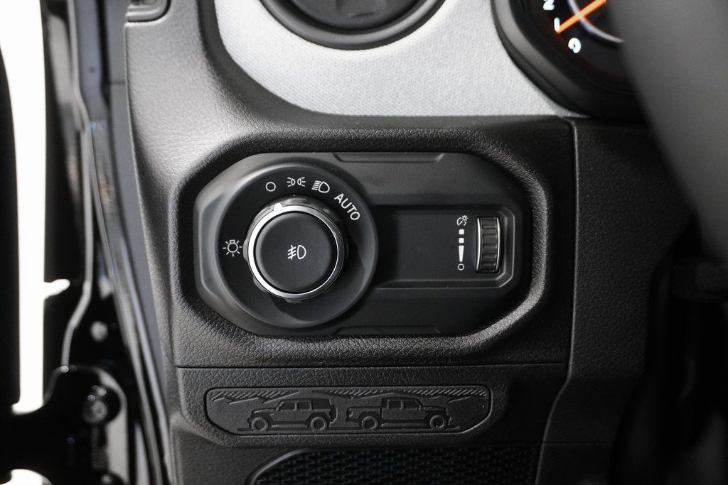 2025 Jeep Wrangler 4-Door Sport S - Photo 19